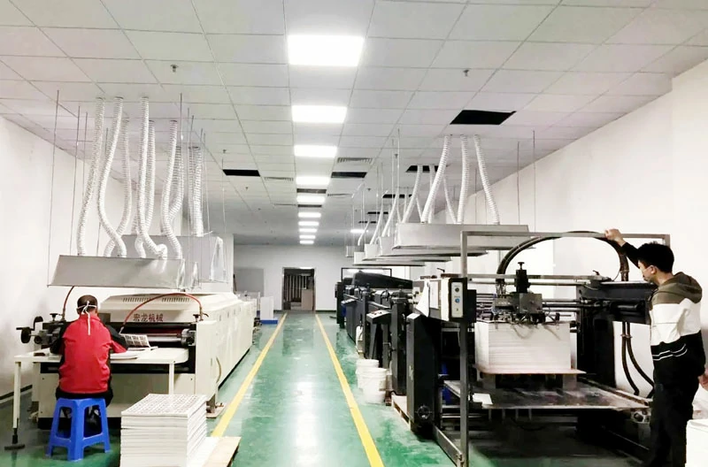Automatic varnishing machine